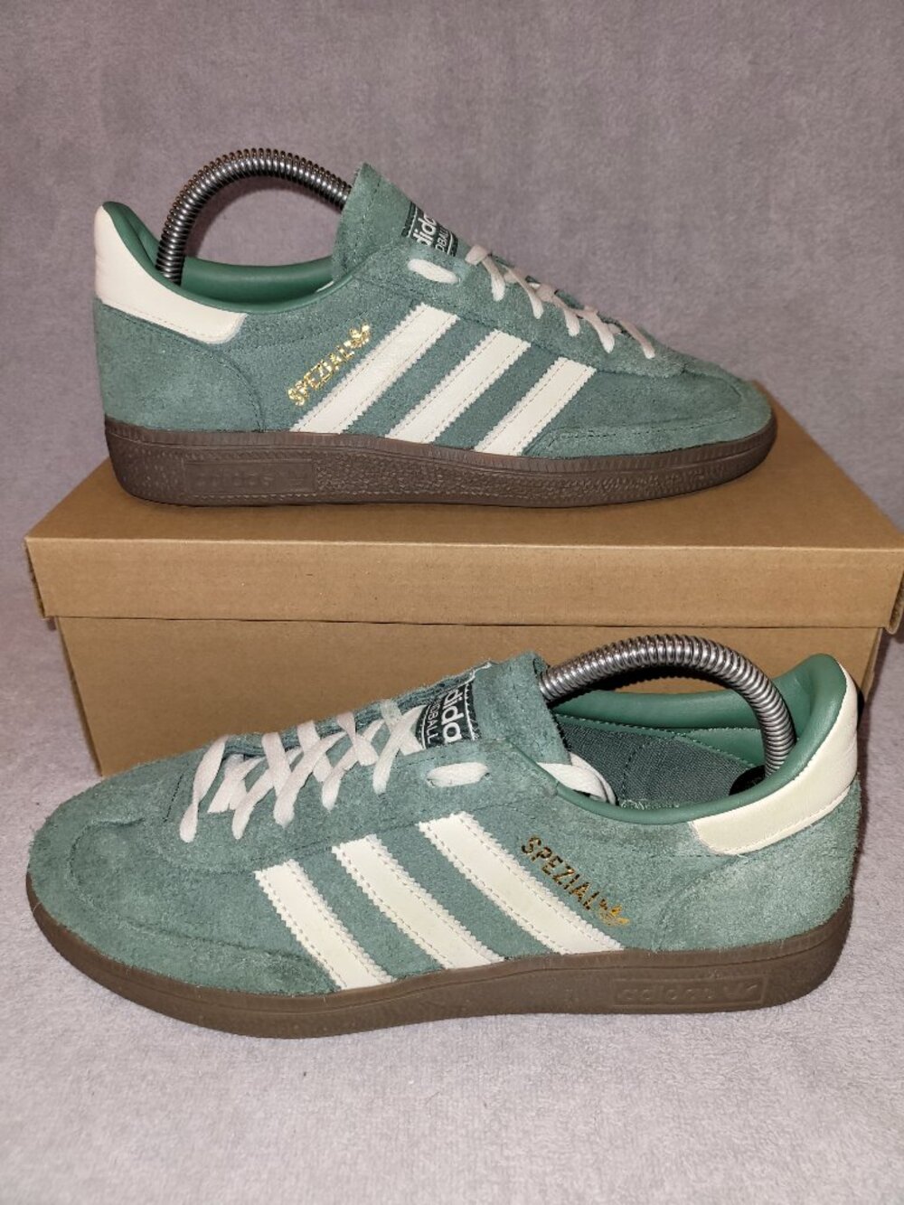 Adidas Spezial Womens Size 8.5 Green Off White Brown Gum Sneakers JR1334 (#2252)